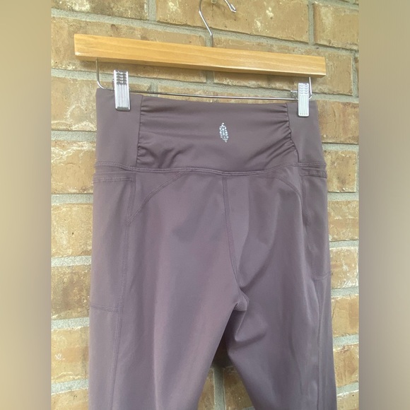 Free People Movement Breathe Easy Leggings, Size XS - Picture 9 of 10